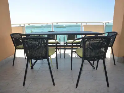 Ferienwohnung für 6 Personen (125 m²) in Biograd Na Moru 2/10