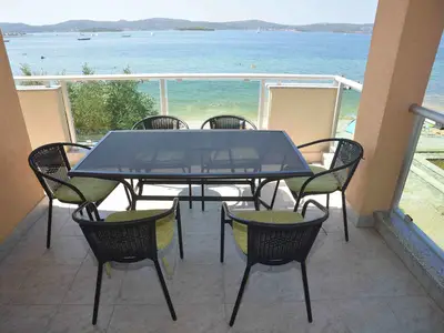 Ferienwohnung für 6 Personen (125 m²) in Biograd Na Moru 1/10