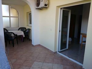 23775790-Ferienwohnung-2-Biograd Na Moru-300x225-2