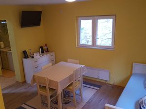 23022287-Ferienwohnung-4-Biograd Na Moru-300x225-2