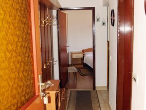 22440697-Ferienwohnung-4-Biograd Na Moru-300x225-4