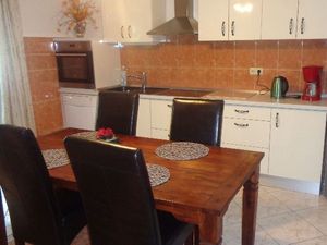 22235095-Ferienwohnung-0-Biograd Na Moru-300x225-2