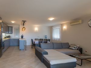 23944971-Ferienwohnung-6-Biograd Na Moru-300x225-1