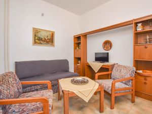 Ferienwohnung für 3 Personen (31 m²) in Biograd Na Moru