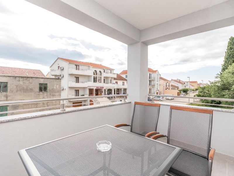 23739501-Ferienwohnung-4-Biograd Na Moru-800x600-2