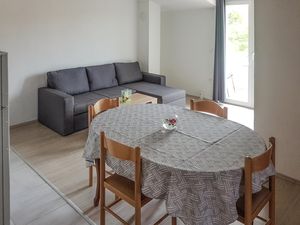 23759590-Ferienwohnung-4-Biograd Na Moru-300x225-4