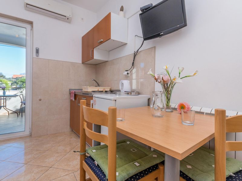 23761184-Ferienwohnung-2-Biograd Na Moru-800x600-1