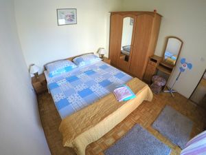 18693432-Ferienwohnung-2-Biograd Na Moru-300x225-3