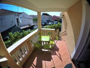 18693439-Ferienwohnung-3-Biograd Na Moru-300x225-4