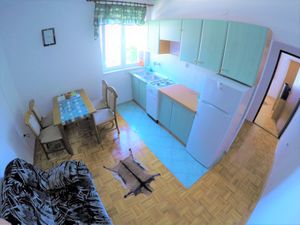 18693440-Ferienwohnung-2-Biograd Na Moru-300x225-2