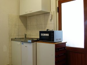 19823461-Ferienwohnung-4-Biograd Na Moru-300x225-3