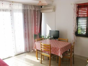 23645001-Ferienwohnung-4-Biograd Na Moru-300x225-2