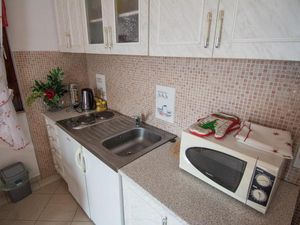 23645001-Ferienwohnung-4-Biograd Na Moru-300x225-4