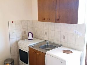 24015840-Ferienwohnung-4-Biograd Na Moru-300x225-2