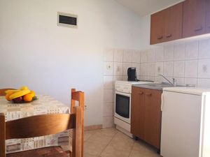 24015844-Ferienwohnung-4-Biograd Na Moru-300x225-2