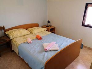 24015844-Ferienwohnung-4-Biograd Na Moru-300x225-4