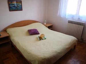 24015846-Ferienwohnung-6-Biograd Na Moru-300x225-3