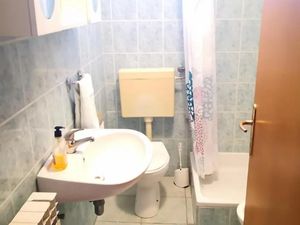 24015846-Ferienwohnung-6-Biograd Na Moru-300x225-5