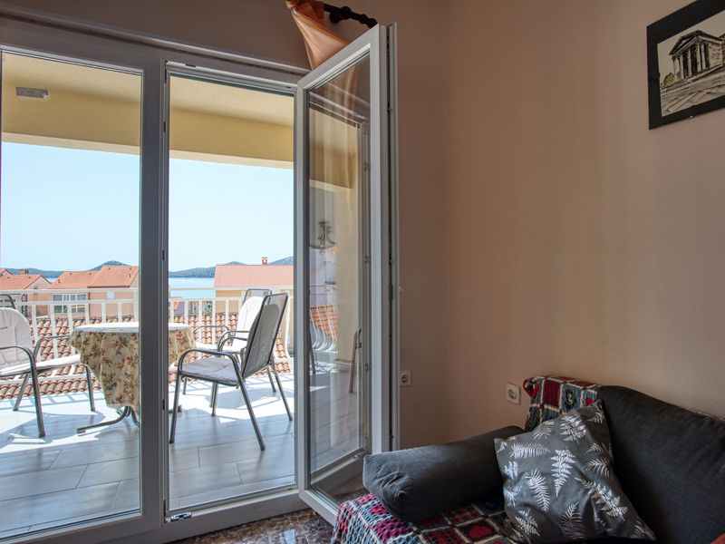 23933893-Ferienwohnung-6-Biograd Na Moru-800x600-2