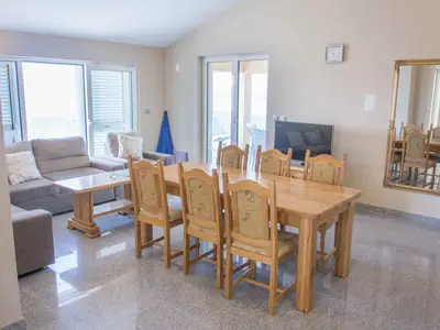 Ferienwohnung für 6 Personen (110 m²) in Biograd Na Moru 10/10