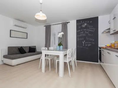 Ferienwohnung für 4 Personen (50 m²) in Biograd Na Moru 7/10