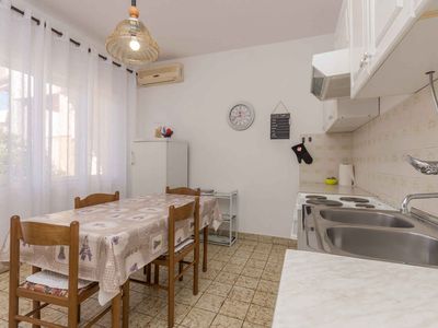 Ferienwohnung für 4 Personen (58 m²) in Biograd Na Moru 7/10