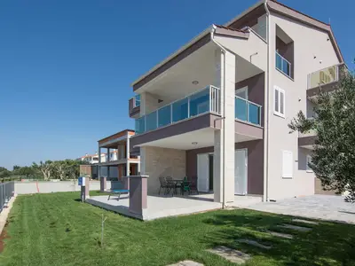 Ferienwohnung für 6 Personen (170 m²) in Biograd Na Moru 8/10
