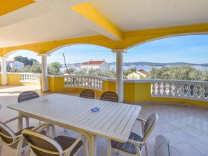 24033692-Ferienwohnung-5-Biograd Na Moru-300x225-1