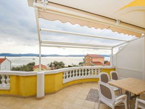 24033699-Ferienwohnung-4-Biograd Na Moru-300x225-1