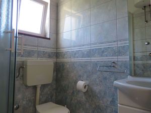 24045192-Ferienwohnung-5-Biograd Na Moru-300x225-4