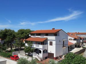 24045194-Ferienwohnung-3-Biograd Na Moru-300x225-5