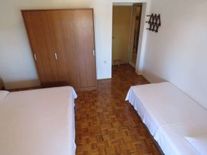 24045199-Ferienwohnung-5-Biograd Na Moru-300x225-3