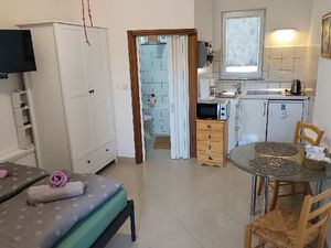 22234867-Ferienwohnung-0-Biograd Na Moru-300x225-5