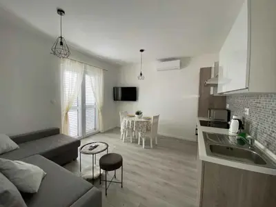 Ferienwohnung für 4 Personen (40 m²) in Biograd Na Moru 3/10