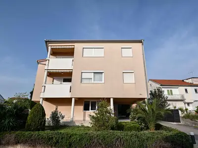 Ferienwohnung für 2 Personen (49 m²) in Biograd Na Moru 6/10