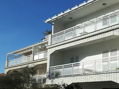 ExteriorSummer
