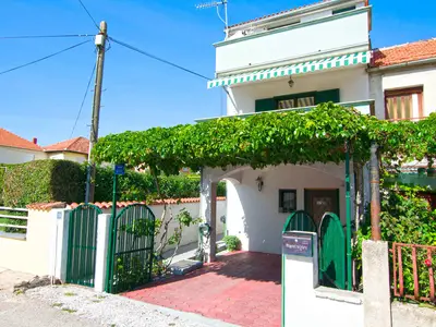 Ferienwohnung für 2 Personen (30 m²) in Biograd Na Moru 1/10