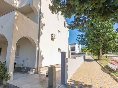 Ferienwohnung für 2 Personen (25 m²) in Biograd Na Moru 3/10