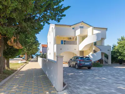 Ferienwohnung für 5 Personen (60 m²) in Biograd Na Moru 4/10