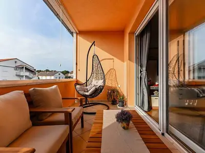 Ferienwohnung für 2 Personen (49 m²) in Biograd Na Moru 3/10