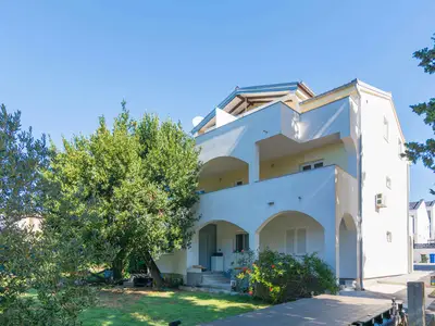 Ferienwohnung für 2 Personen (25 m²) in Biograd Na Moru 2/10