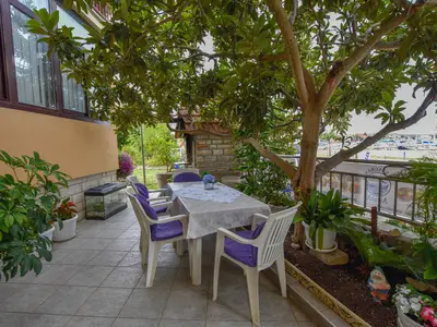 Ferienwohnung für 4 Personen (45 m²) in Biograd Na Moru 1/10