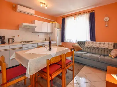 Ferienwohnung für 4 Personen (45 m²) in Biograd Na Moru 5/10