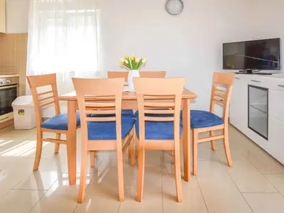 Ferienwohnung für 4 Personen (37 m²) in Biograd Na Moru 6/10