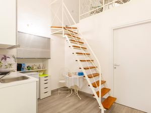 23768010-Ferienwohnung-4-Bisceglie-300x225-4