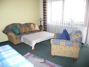 22140527-Ferienwohnung-3-Bischofsgrün-300x225-4