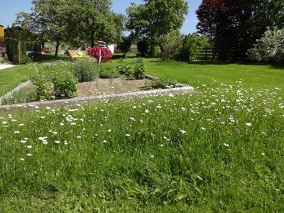 Kräutergarten mit Wellnessliege