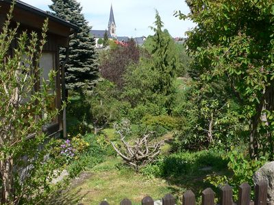 Garten mit Wintergarten