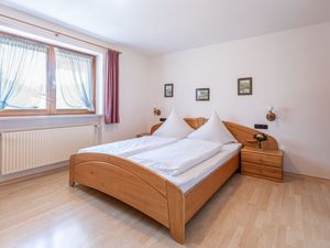 23886026-Ferienwohnung-4-Bischofswiesen-300x225-4