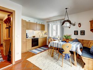 16149578-Ferienwohnung-2-Bischofswiesen-300x225-2